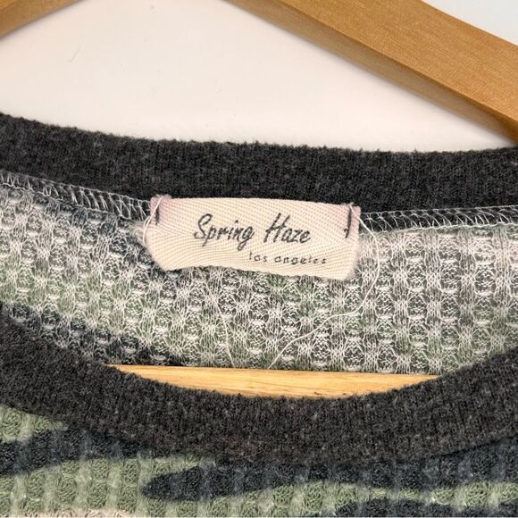 Spring Haze slouchy green camp waffle knit top  size medium - Picture 5 of 5